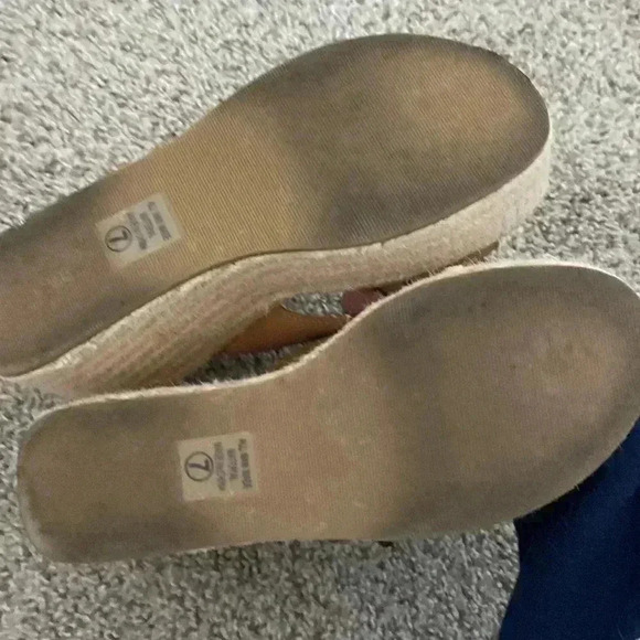 Soda Platform Sandals size 7 - Picture 4 of 7